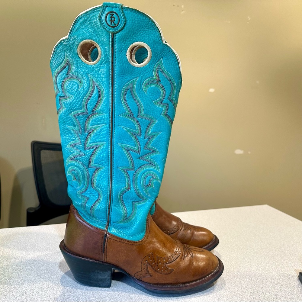Women’s Tony Lama Turquoise Chestnut Saddle Vamp
Buckaroo Cowgirl Boots 9 B
